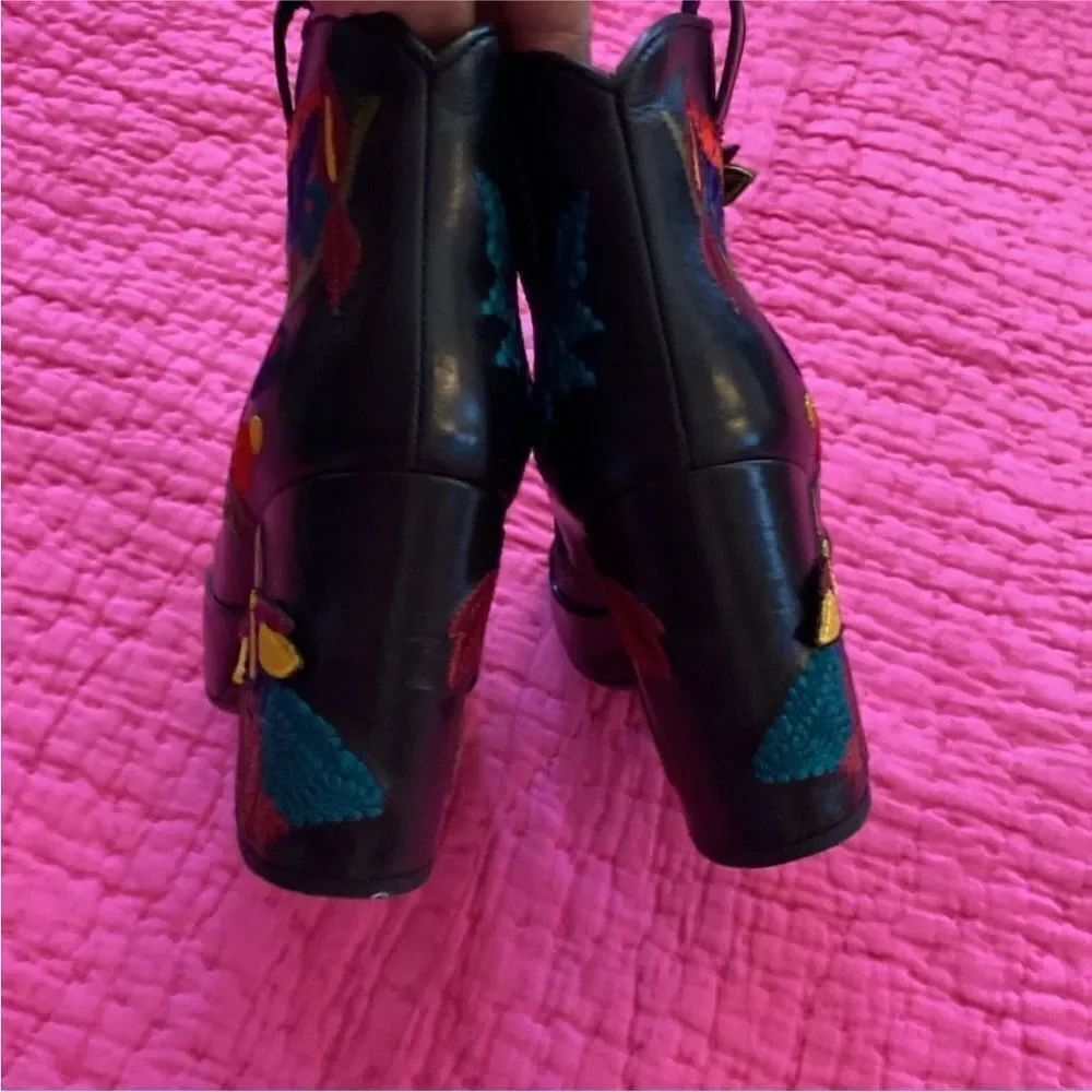 Laurence Decade Embroidered Black Ankle  leather Boots, US8 - Picture 10 of 16